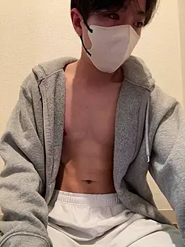 Yuma0718 online show from 04-26-26, 11:35