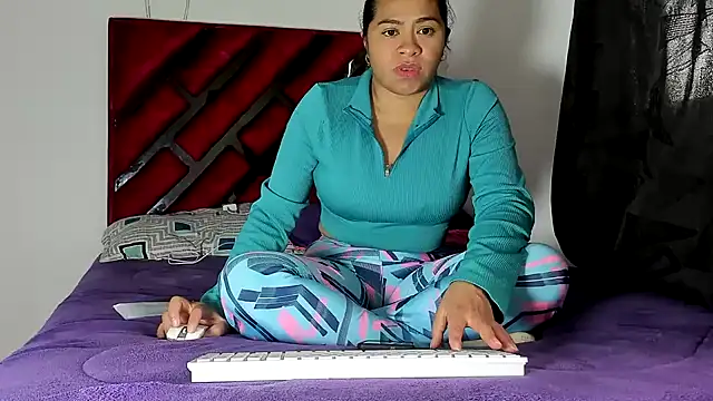 hot lady19 online show from 06-12-26, 08:52