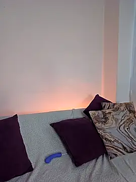 AliishaPss online show from 02-17-26, 08:04