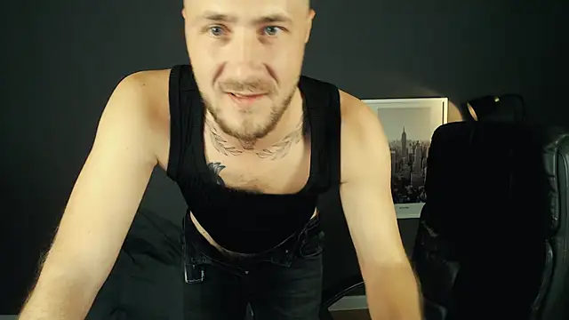 Snapshot of Mr_At_ chatting on 09-10-25, 07:08 Mr At  online show from 09-10-25, 07:08