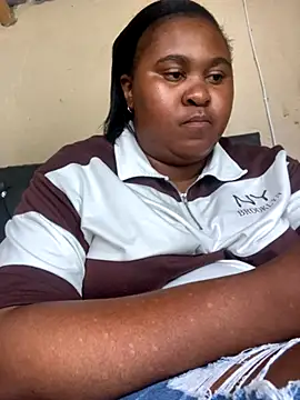 AssieLindy95 online show from 11-25-25, 10:48