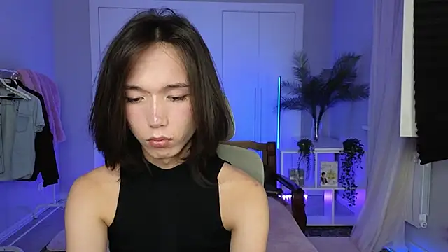 okerriella online show from 11-21-25, 07:23