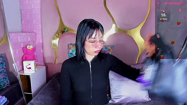 Niina Sissy online show from 01-14-26, 05:13