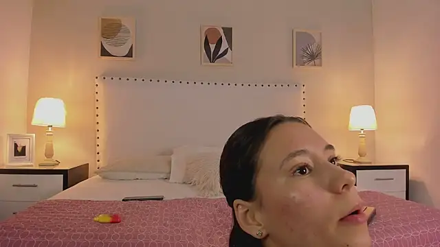 scarlettTease  online show from 02-25-26, 01:59