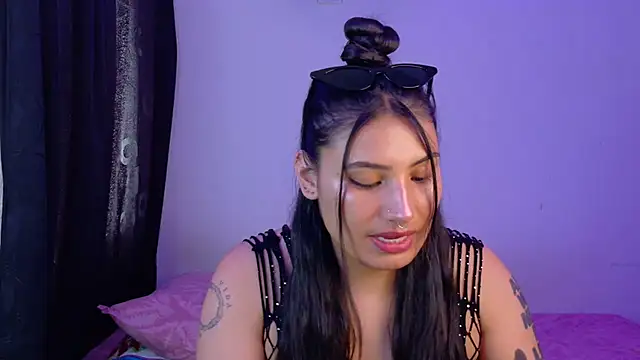 Linda andrew online show from 07-21-26, 03:25