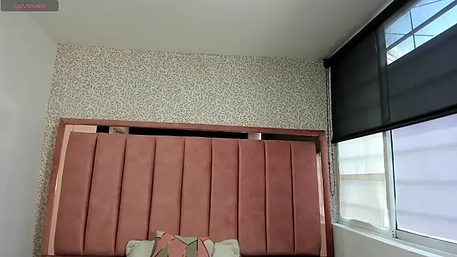 Hanna Lee   online show from 02-26-26, 08:30