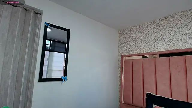 Hanna Lee   online show from 04-01-26, 08:50