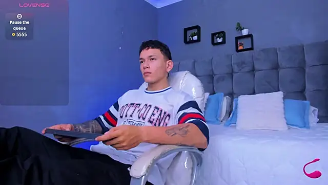 Thomas moon online show from 11-11-25, 10:59