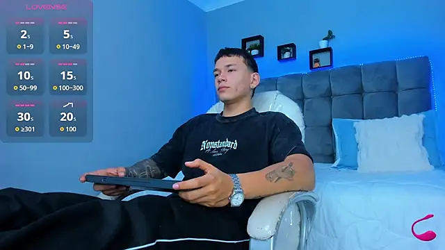 Thomas moon online show from 12-19-25, 11:17