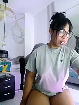 Elowen Clark online show from 09-30-25, 07:08