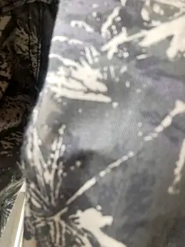 Snapshot of lolo7121 chatting on 09-10-25, 06:57 lolo7121 online show from 09-10-25, 06:57