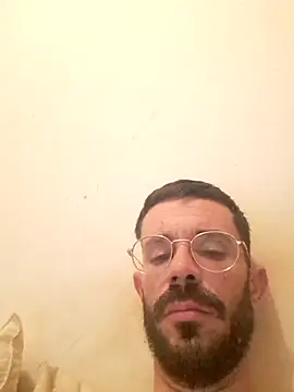 Snapshot of lolo7121 chatting on 09-22-25, 10:23 lolo7121 online show from 09-22-25, 10:23