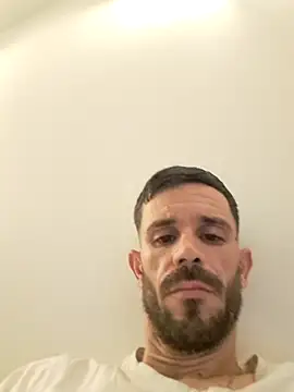 Snapshot of lolo7121 chatting on 11-13-25, 11:47 lolo7121 online show from 11-13-25, 11:47