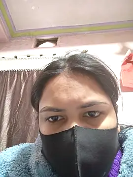 Snapshot of sanu_07 chatting on 12-22-25, 04:53 sanu 07 online show from 12-22-25, 04:53