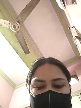 Snapshot of sanu_07 chatting on 02-10-26, 05:33 sanu 07 online show from 02-10-26, 05:33