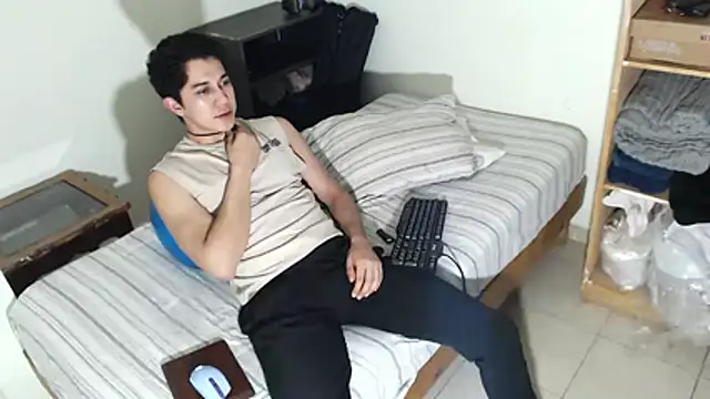 Penelope77 online show from 02-10-26, 06:39