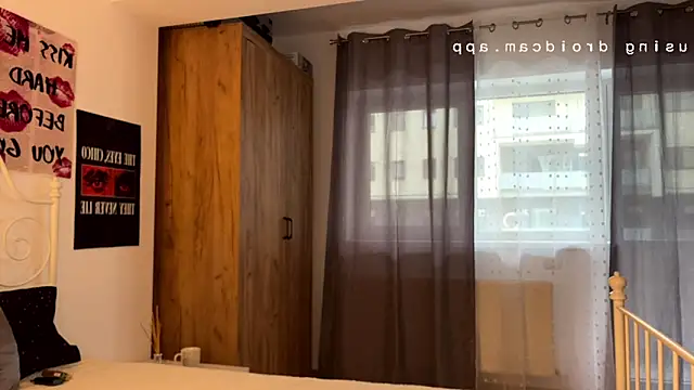 ScarlettSmithX online show from 04-21-26, 06:31