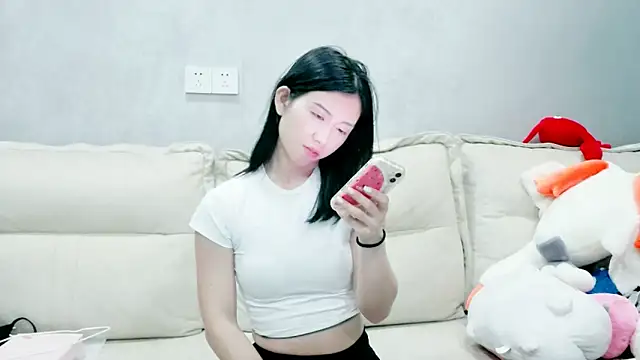 xiaoLI-2025 online show from 09-26-25, 02:43