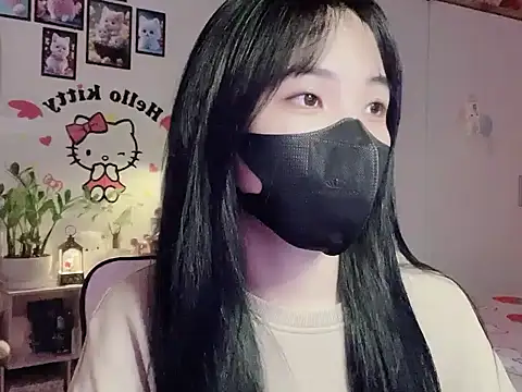 keelinnn19 online show from 12-22-25, 06:16