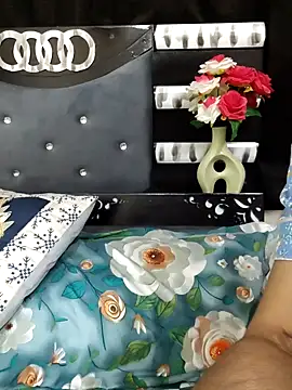Snapshot of Suhana_Darling chatting on 04-06-26, 10:33 Suhana Darling online show from 04-06-26, 10:33