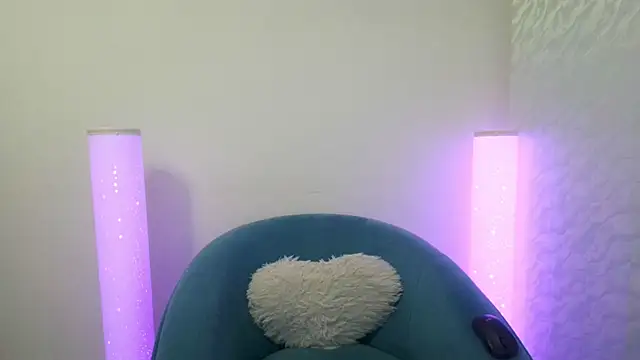 Snapshot of AlanaMilani_ chatting on 02-25-26, 08:51 AlanaMilani online show from 02-25-26, 08:51