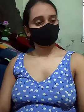 Snapshot of RealNerala chatting on 10-17-25, 06:32 RealNerala online show from 10-17-25, 06:32