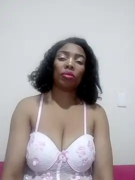 SEXYMOANSXX online show from 09-29-25, 05:40