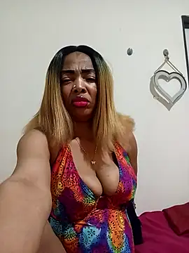 SEXYMOANSXX online show from 06-06-26, 05:50