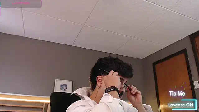 PaulEvens online show from 02-18-26, 01:40