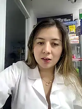 Sophie del Castillo online show from 10-25-25, 11:21