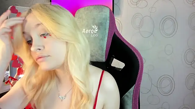 Julliakoill online show from 02-14-26, 10:45