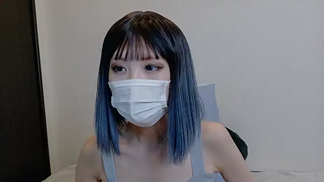 Snapshot of sarina_at chatting on 04-27-26, 04:32 sarina at online show from 04-27-26, 04:32