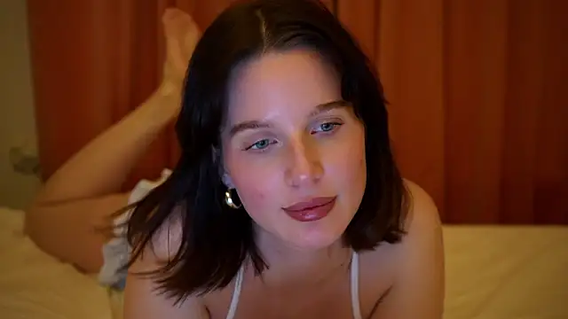Snapshot of ellaa91 chatting on 03-15-26, 07:42 ellaa91 online show from 03-15-26, 07:42