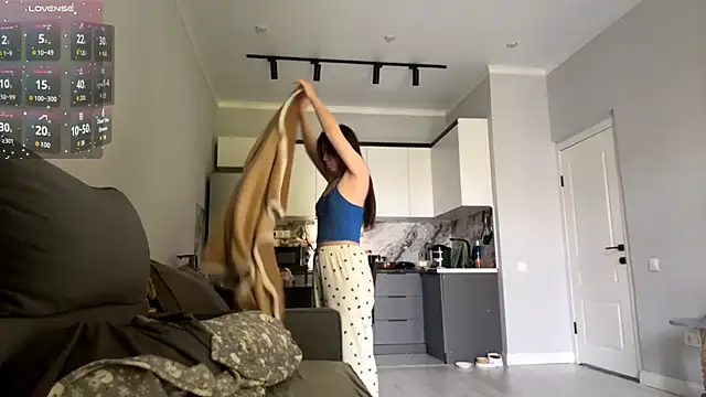 Wow Akemi online show from 09-10-25, 09:53