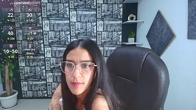 DanielaMonroe online show from 10-29-25, 09:16