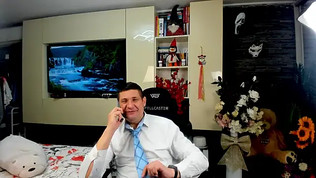 SpartacusDaddy48 online show from 04-14-26, 11:16