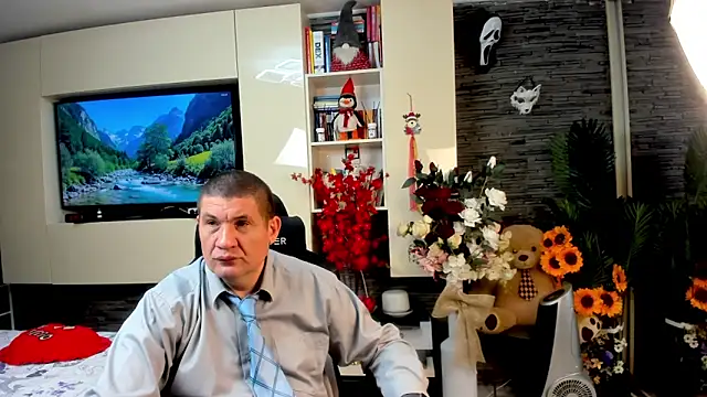 SpartacusDaddy48 online show from 05-15-26, 12:01