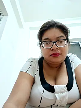 Elie couple143 online show from 12-01-25, 08:03