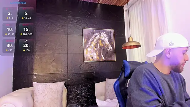 Maximo Wolff online show from 10-17-25, 08:11