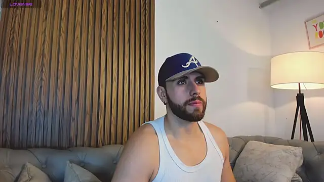 Maximo Wolff online show from 04-14-26, 07:53