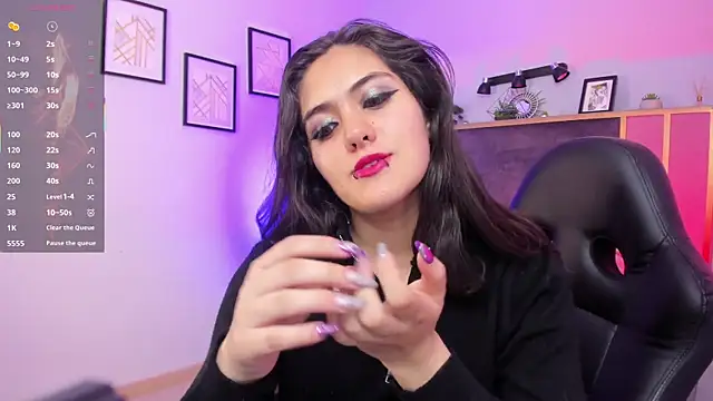 Azurra amatto2 online show from 10-08-25, 08:28