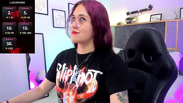Azurra amatto2 online show from 05-22-26, 08:47