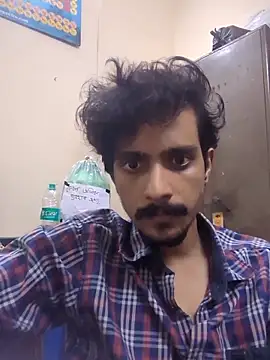Snapshot of Sushant001 chatting on 09-21-25, 07:37 Sushant001 online show from 09-21-25, 07:37