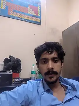 Snapshot of Sushant001 chatting on 09-23-25, 07:06 Sushant001 online show from 09-23-25, 07:06