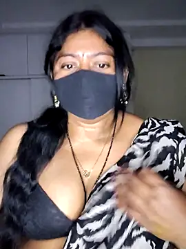 Snapshot of Telugu--Nadhini143 chatting on 05-08-26, 04:23 Telugu--Nadhini143 online show from 05-08-26, 04:23