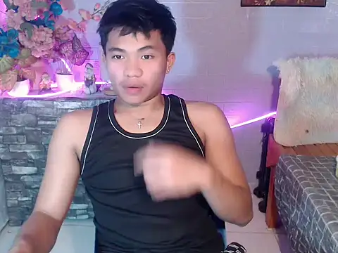 Snapshot of mostwantedtwink chatting on 06-08-26, 03:23 mostwantedtwink online show from 06-08-26, 03:23