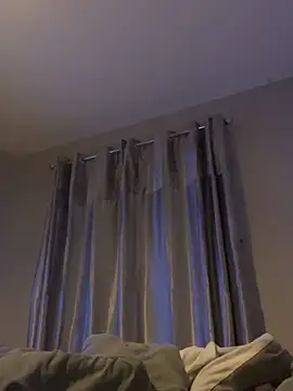 Snapshot of LollyLove_ chatting on 10-18-25, 06:08 LollyLove  online show from 10-18-25, 06:08