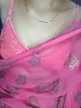 Snapshot of Nidhi_lovely chatting on 06-03-26, 02:47 Nidhi lovely online show from 06-03-26, 02:47