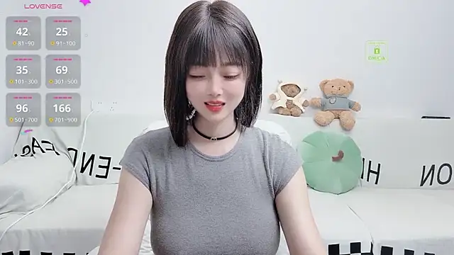 uikyy1 online show from 09-17-25, 05:58