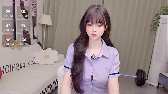 uikyy1 online show from 06-11-26, 07:39